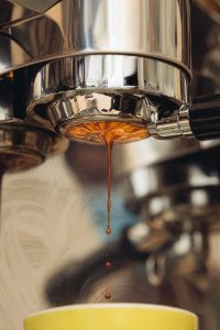 Read more about the article Sådan laver du kaffe som en italiener med en mokkakande