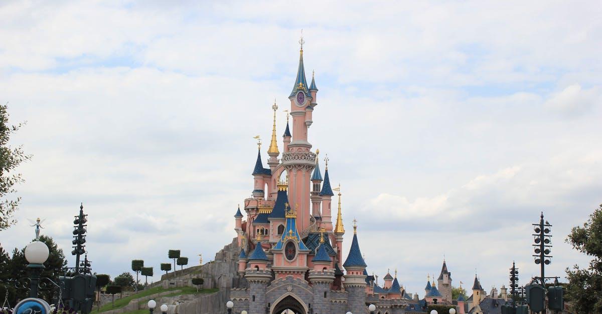 You are currently viewing Disneyland Paris: En magisk oplevelse for hele familien