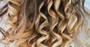 Read more about the article Balayage vs. babylights – hvad er forskellen?  